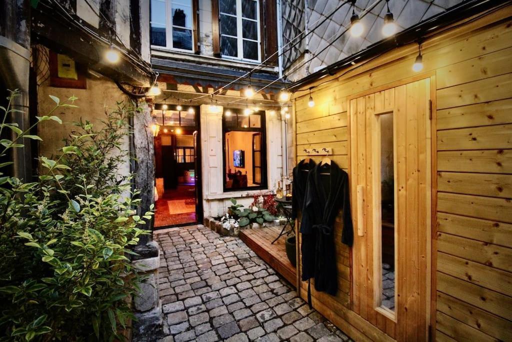 Le Spa Gustave - Sauna, Jacuzzi & Terrasse A 루앙 외부 사진